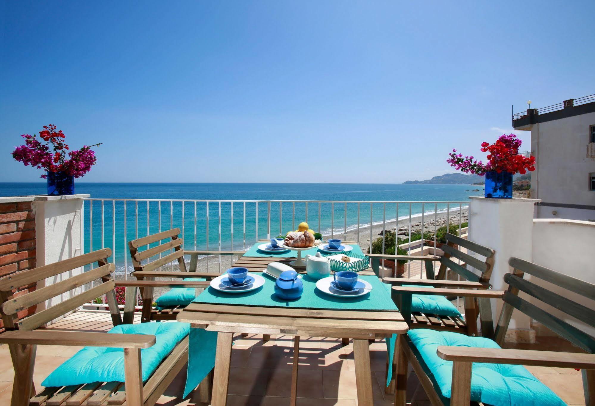 Taormina Holidays Residence Forza dʼAgro Exterior foto